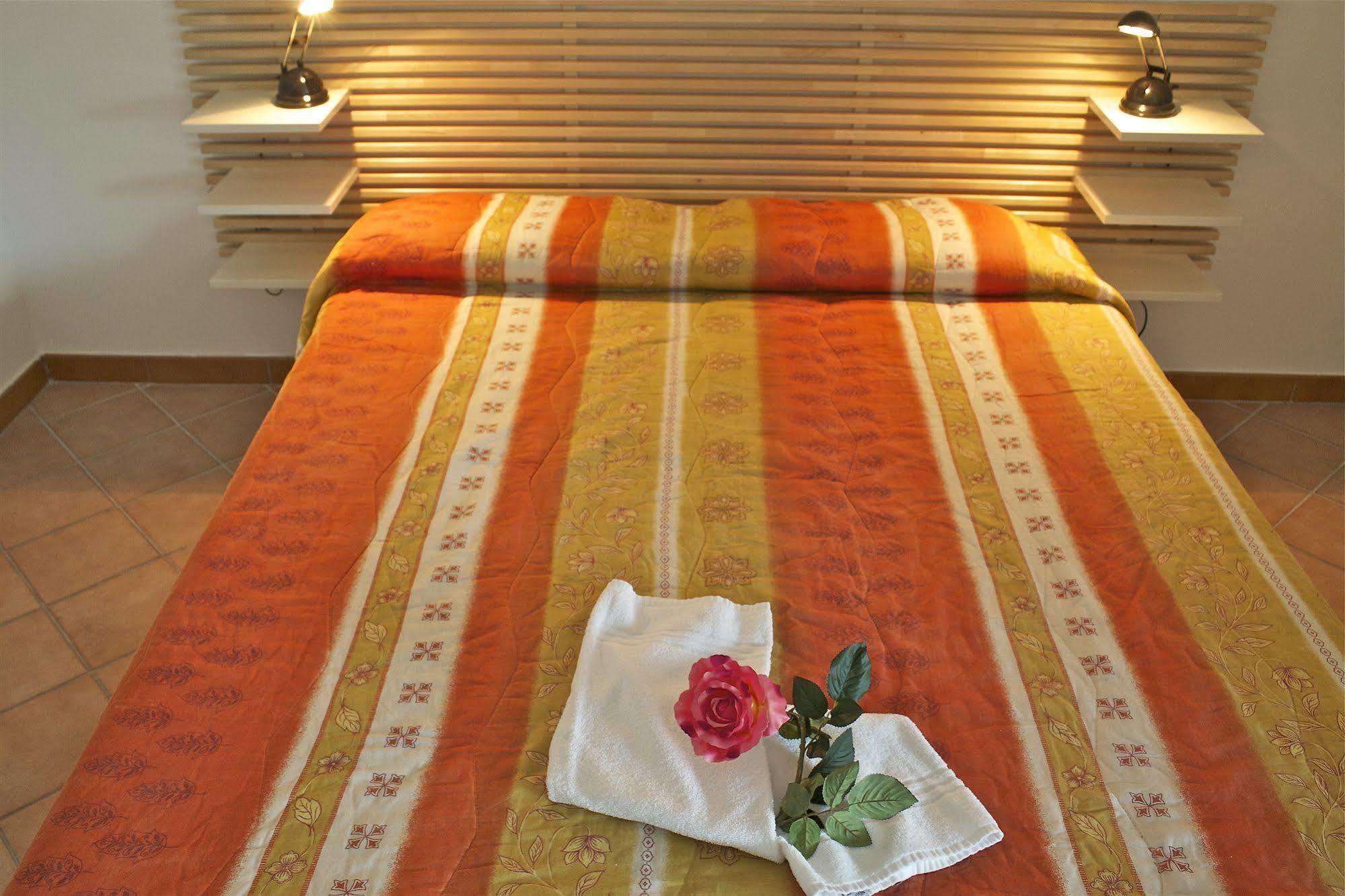 Residence Sol Levante Фраскати Экстерьер фото